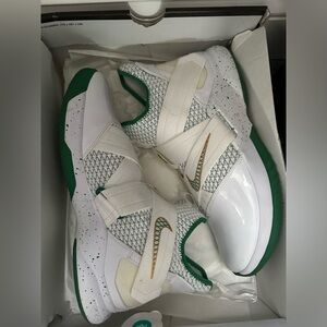 Men’s Nike Lebron Soldier XII